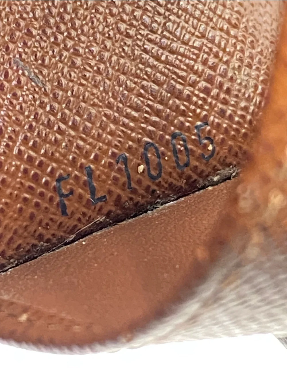 Louis Vuitton Multicles 4 Key Case